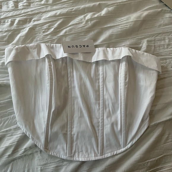 White corset top - Picture 1 of 3